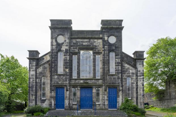 Barrhead News: Barrhead Church (front exterior)